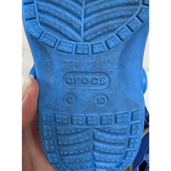 Boys Shoe Bundle Size 10C – Blue Crocs, Dino Clogs, OshKosh Sandals Lot - Picture 11 of 12